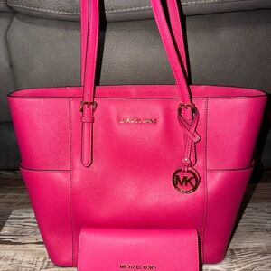 Michael Kors Fuchsia Tote Bag and Wallet